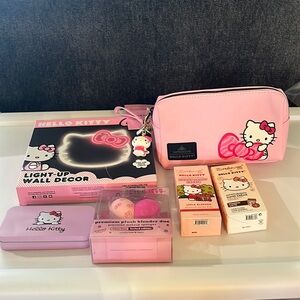 Hello Kitty lot